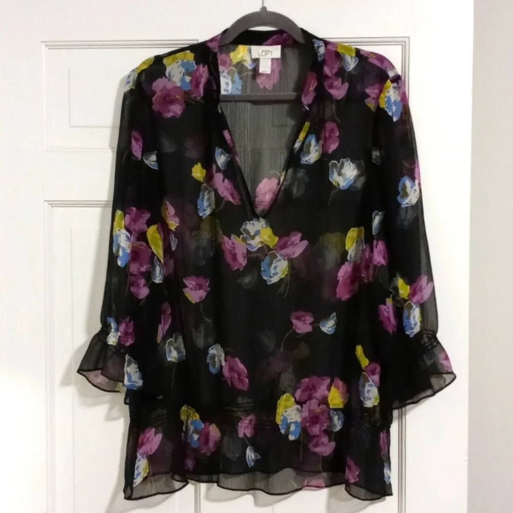 💜LOFT💜 - Black/Multi Floral Sheer L/S Top